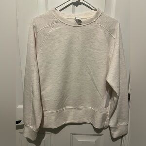 Yogalicious crewneck nwt